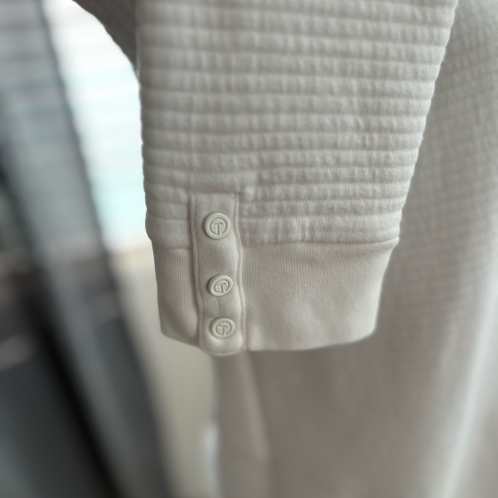 Talbots Classic White quilted pullover Turtleneck Sweater - Picture 7 of 9